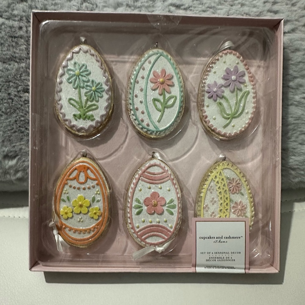 Cupcakes & Cashmere - Easter or Spring ornament decor (6 pieces)